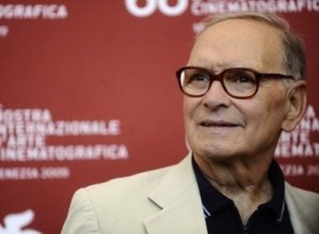 Nhà soạn nhạc Ennio Morricone là Chủ tịch LHP Roma 